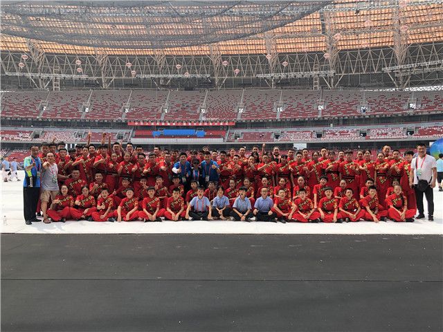 我校武术队参演二青会开幕式